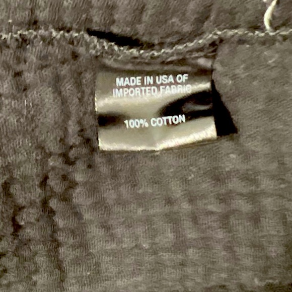 SUPPLY AND DEMAND Women’s Black Top Short Sleeve Size Large NWOT - Picture 5 of 5